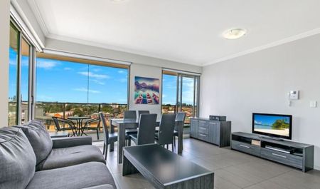 Modern 2-Bedroom Apartment in the Heart of Parramatta - Photo 4