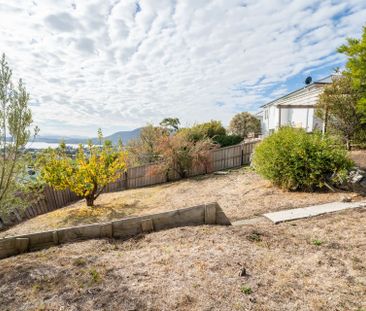 Sunny & Scenic Home - Photo 5