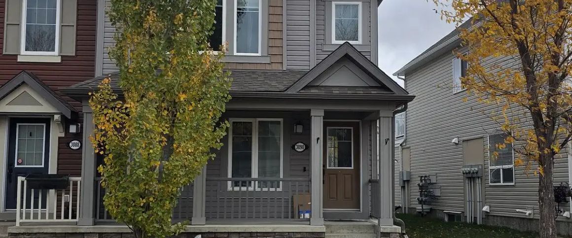 Townhouse for Rent including Basement nearby School — 3 Bedrooms Townhouse - Photo 1