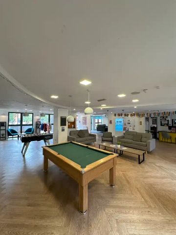 Silver Ensuite - Photo 4