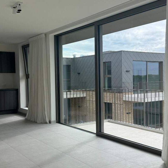 Appartement te huur in Veurne voor € 900 met 2 slaapkamers - Photo 1