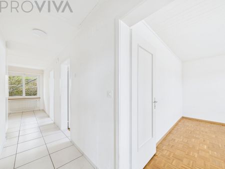 Rural, homely and with a large garden - Photo 2