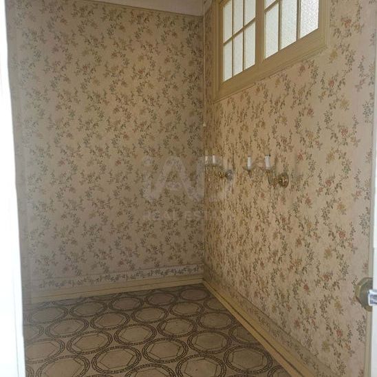 Barcelona, Catalonia 08201 - Photo 1