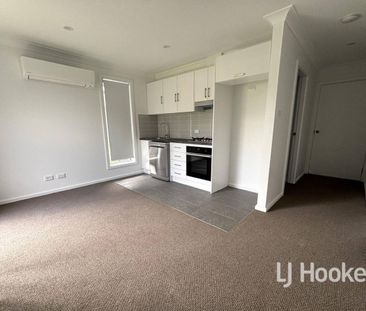 Modern, Brand New Unit - Photo 3