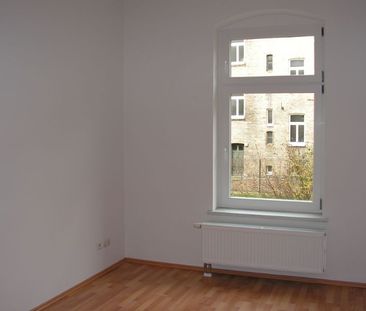 Traumhafte 2-Zimmer-Altbauwohnung in Halle - Photo 5