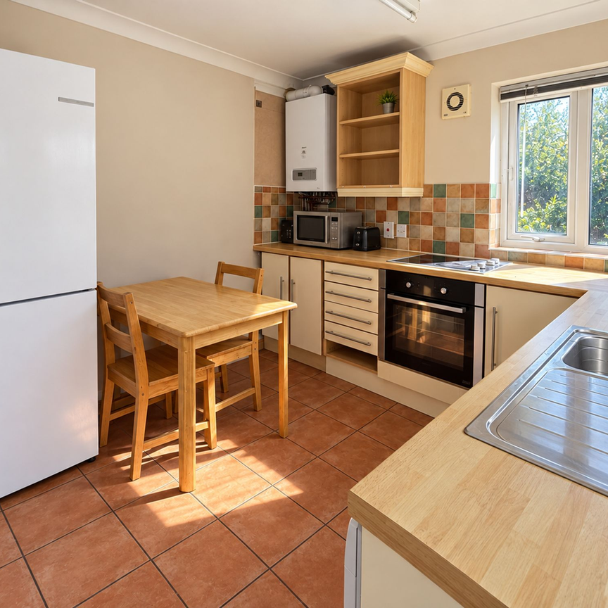 Corporation Road, Bournemouth, BH1 - Photo 1