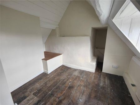 3 bedroom detached house to rent - Photo 2