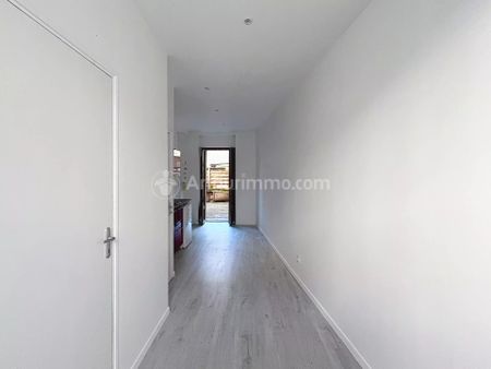 Location Appartement 1 pièce 15m² CLERMONT FERRAND 63000 - Photo 4