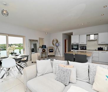 44b Braniel Road, Lisburn, BT27 5JJ - Photo 1