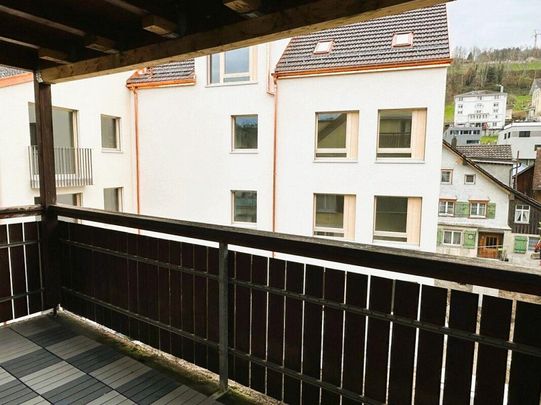 Helle und schöne 3.5 Zi-Whg. mit Balkon zu vermieten - Foto 1