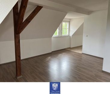 Individuelle und gerÃ¤umige Dachwohnung! Tageslichtbad mit Wanne un... - Photo 3