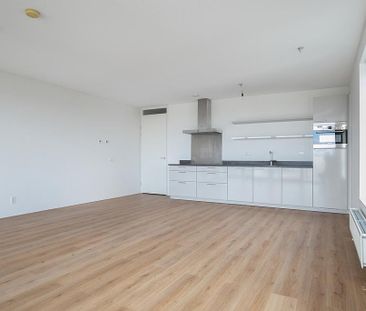 Appartement te huur: Koningin Wilhelminaplein 710 1062 KS Amsterdam - Photo 1