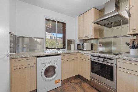 1 Bedroom Apartment - Photo 4