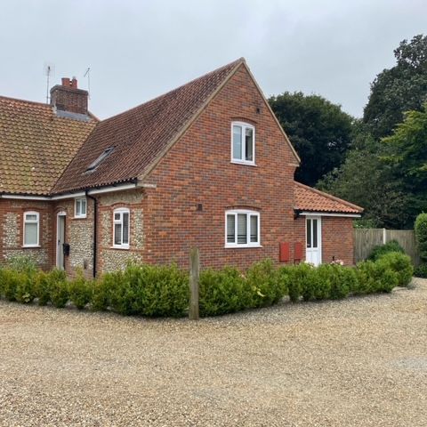 3 Bed House To Let in Centre of Holt - Photo 1