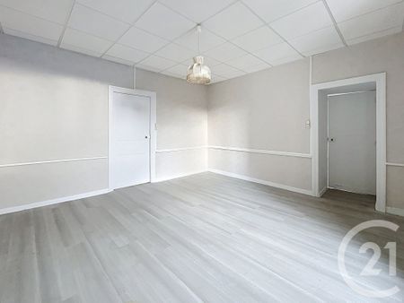 Location Appartement 3 pièces 62m² LA ROCHE BLANCHE 63670 - Photo 4