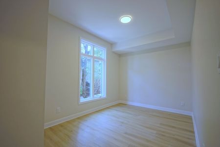 For Lease - 1353 Gosset Street, Cyrville - Carson Grove - Pineview, Ontario - Photo 2