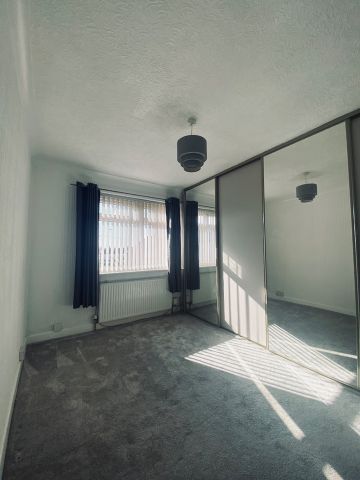 3 Bed Semi-Detached House, Brian Place, LS15 - Photo 5