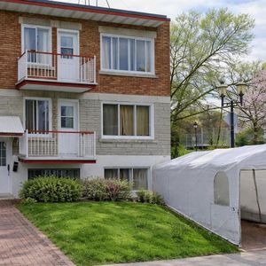 Appartement Montréal (Villeray/Saint-Michel/Parc-Extension) À Louer - Photo 2