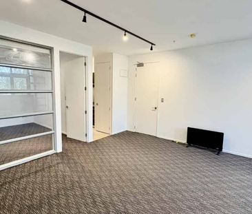 2 Bedrooms on Hanson - Photo 3