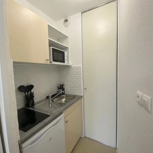 Location Appartement 1 pièce 21m² VALENCE 26000 - Photo 2