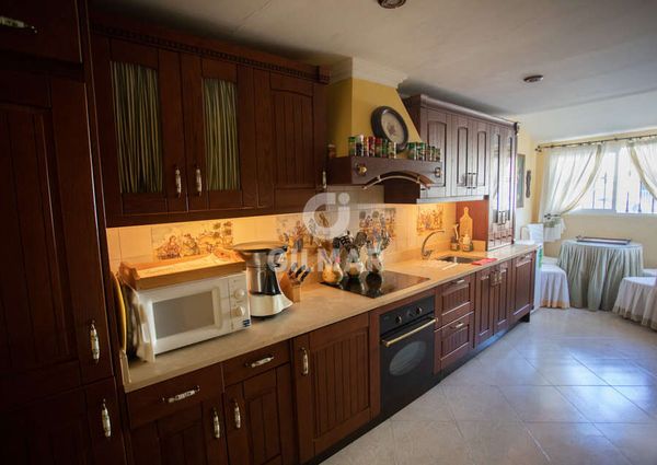 Chalet Adosado en alquiler en Casares – Málaga | Gilmar Consulting