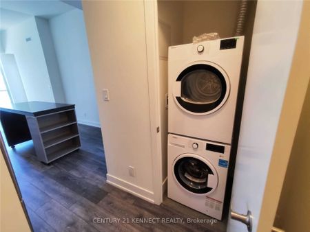 For Lease - 180 Fairview Mall Drive Unit# 506, Toronto, Ontario - Photo 4