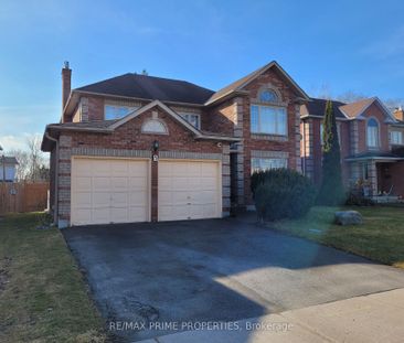 Detached Home For Lease | N8121520 - Photo 4