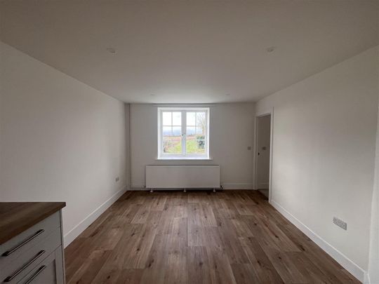 Bradford Road, Sherborne, Sherborne, DT9, Sherborne - Photo 1