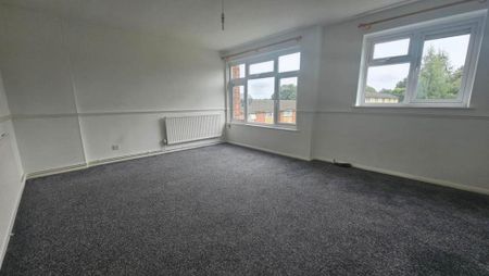 2 bedroom maisonette to rent - Photo 5