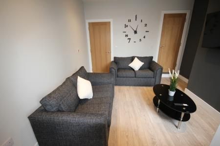 Shobnall Street, Burton upon Trent, DE14 - Photo 1