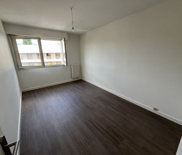Location Appartement 3 pièces 70m² BOURGES 18000 - Photo 3
