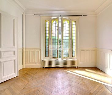 Maison à louer VERSAILLES, 8 pièce(s) - 4425€ - Photo 5