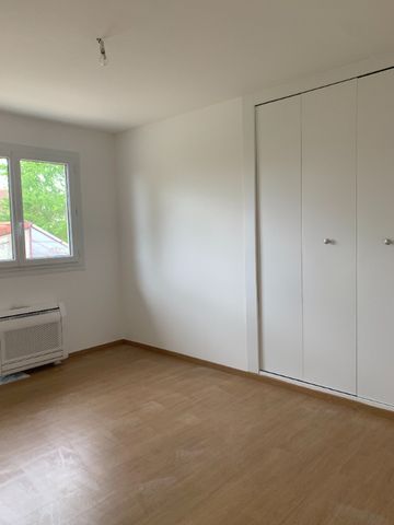 MAISON T6 à CHAMPFORGEUIL - Photo 5