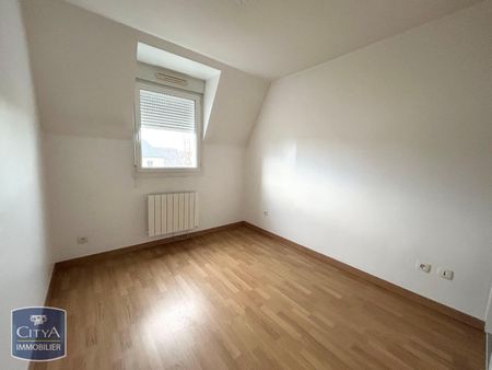 Location Appartement 3 pièces 62m² MONDEVILLE 14120 - Photo 3