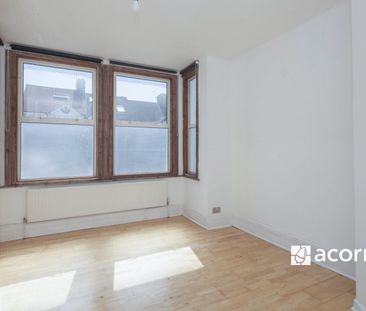 Flat to rent - Beauchamp Road, London, SE19 - Photo 5