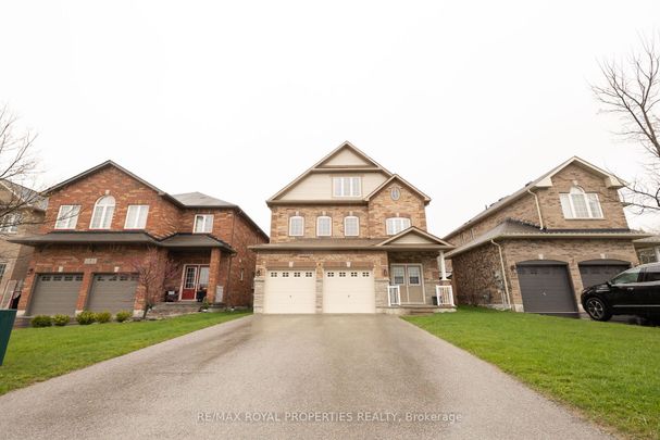 For Lease - 4 Trotter Court, Barrie, Ontario - Photo 1