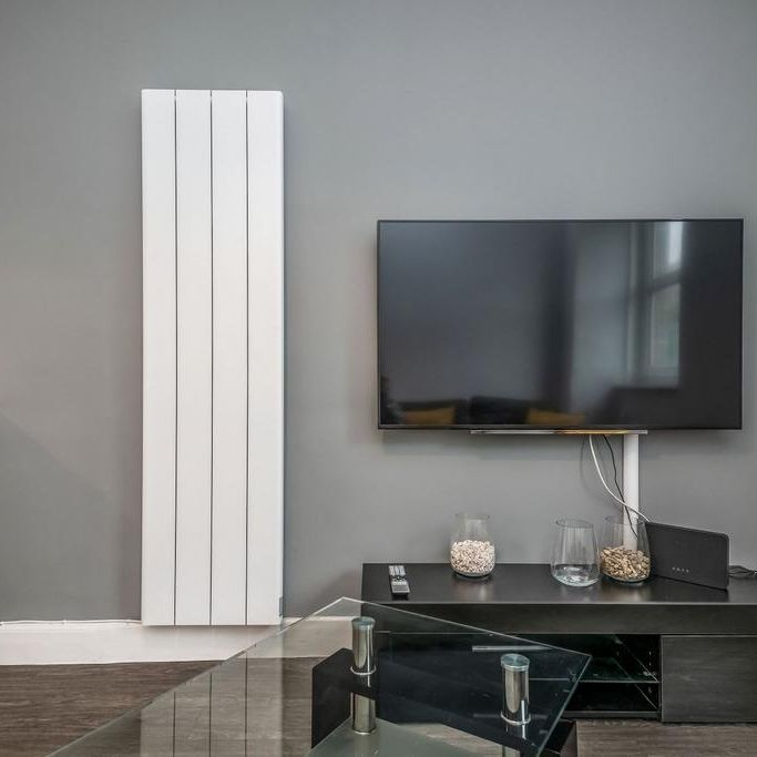 1 bedroom serviced apartment to rent - Photo 1