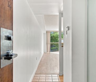 For Lease - 705 King Street Unit# 215, Toronto, Ontario - Photo 6