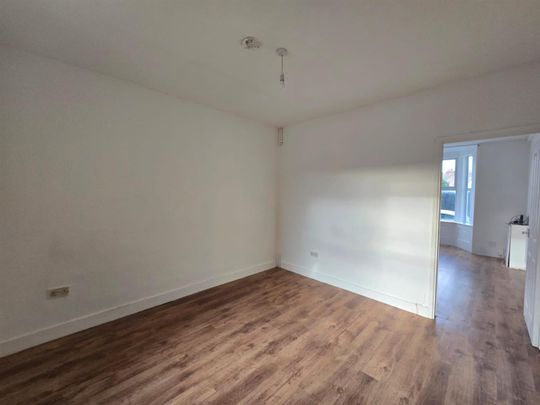 Victoria Street, Dunstable LU6, London - Photo 1