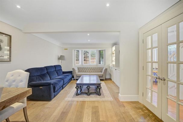 4 bedroom semi-detached house to rent - Photo 1