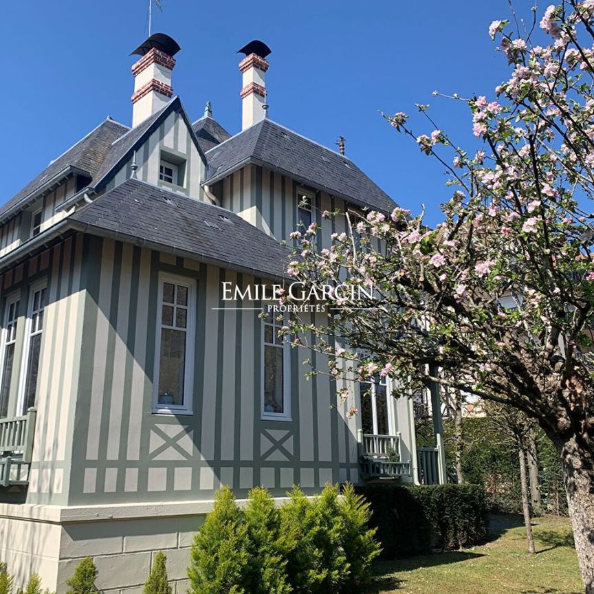 Propriété Anglo-Normande en plein coeur de Deauville - location saisonnière - proche mer- jardin - Photo 1