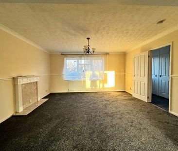 4 bedroom semi-detached house to rent - Photo 1