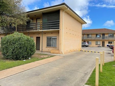 4/458 Churchill Road, Kilburn SA 5084 - Apartment For Rent | Domain - Photo 2