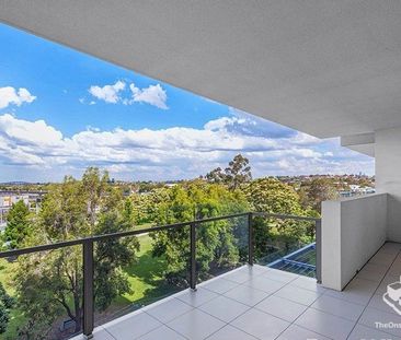 Break Lease Oppotunity - only $670/week for Spacious 2 Bedroom Apar... - Photo 6