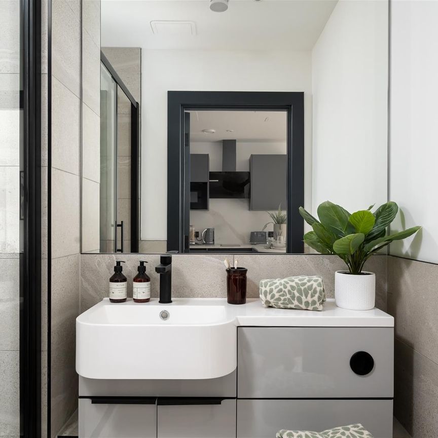 Charlotte Street, Bristol - Photo 1