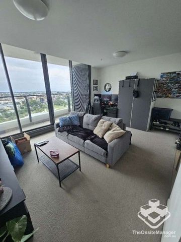 PROXIMITY HAMILTON PORT-SIDE STYLISH HARBOUR-SIDE LIVING! unfurnished 1Bed Apt - Photo 4