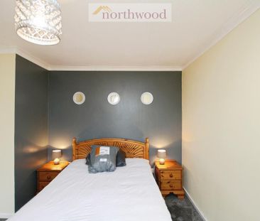 3 bedroom terraced house to rent - Photo 1