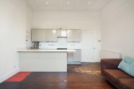 1 bedroom flat to rent - Photo 3