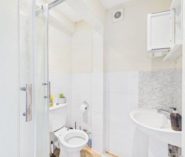 1 bedroom Flat in Lorne Street, Reading - Photo 4