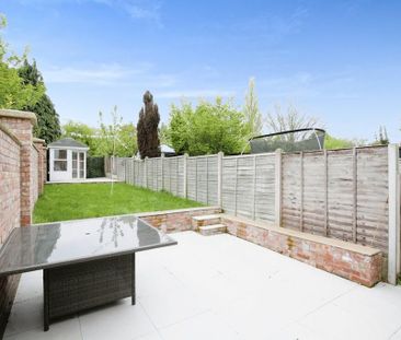 2 bedroom semi-detached house to rent - Photo 4